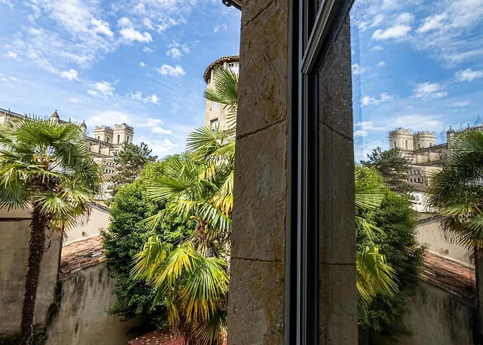 Apartment Superbe Appartement, Situe Au Coeur De La Ville. Auch